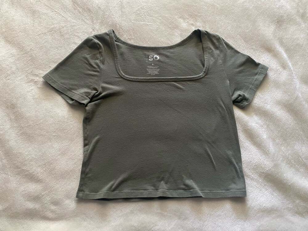 SO Women's Square Neck Short Sleeve Basic T-Shirt